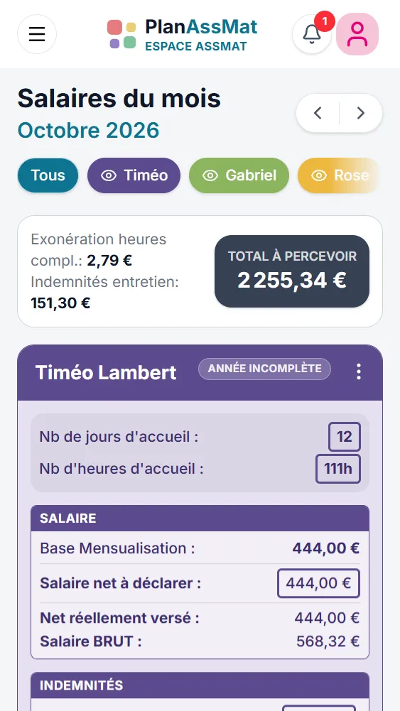 Salaires du mois PlanAssMat sur téléphone : une colonne par contrat et le total à percevoir